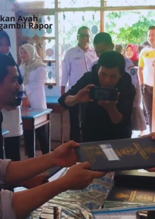 Gerakan Ayah Mengambil Rapor gemar bULUKUMBA